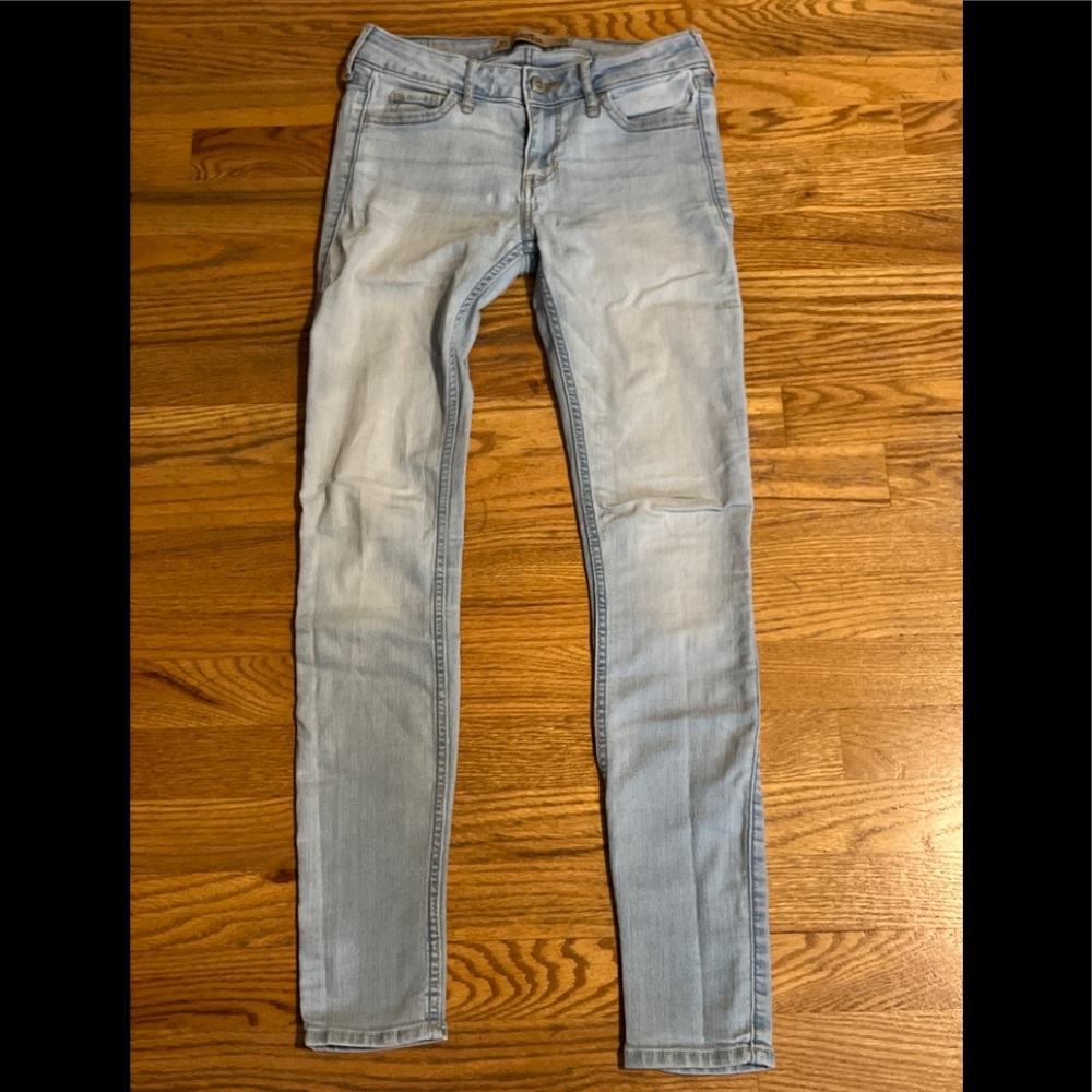 Hollister Super Skinny Jeans 0S W24 L29